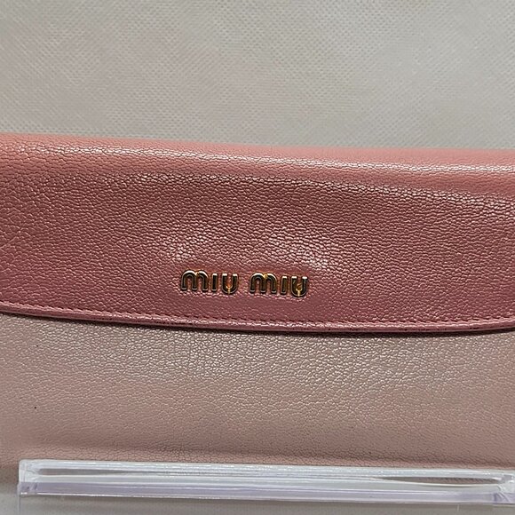 Miu Miu Two-Tone Pink Leather Long Wallet - Picture 1 of 12